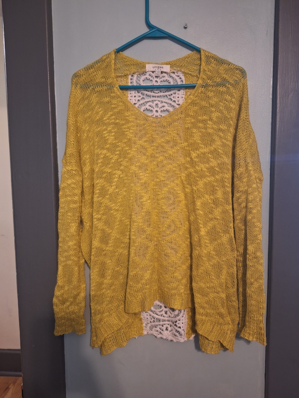 Umgee Mustard Knit V-Neck Women's Sweater